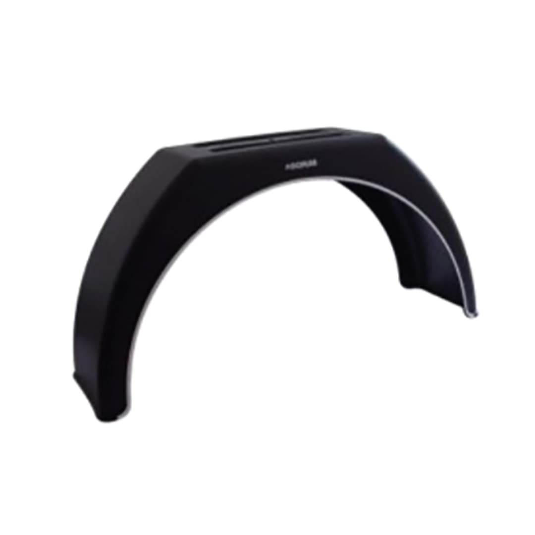 Skjerm Flat-top sort med hvit stripe 15-16"